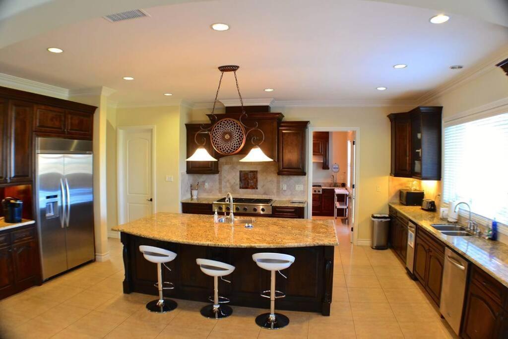Que Syrah Temecula - Villa With 9 Bedroom 7 Ba With Spa In Wine Country Dış mekan fotoğraf